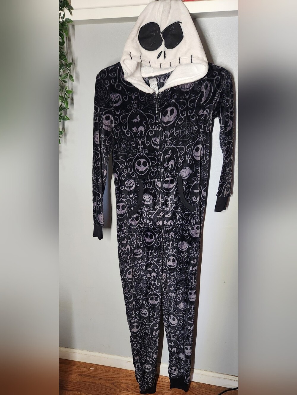 Disney Jack Skellington Hooded One-Piece Zip Pajamas Juniors M / Womens Small